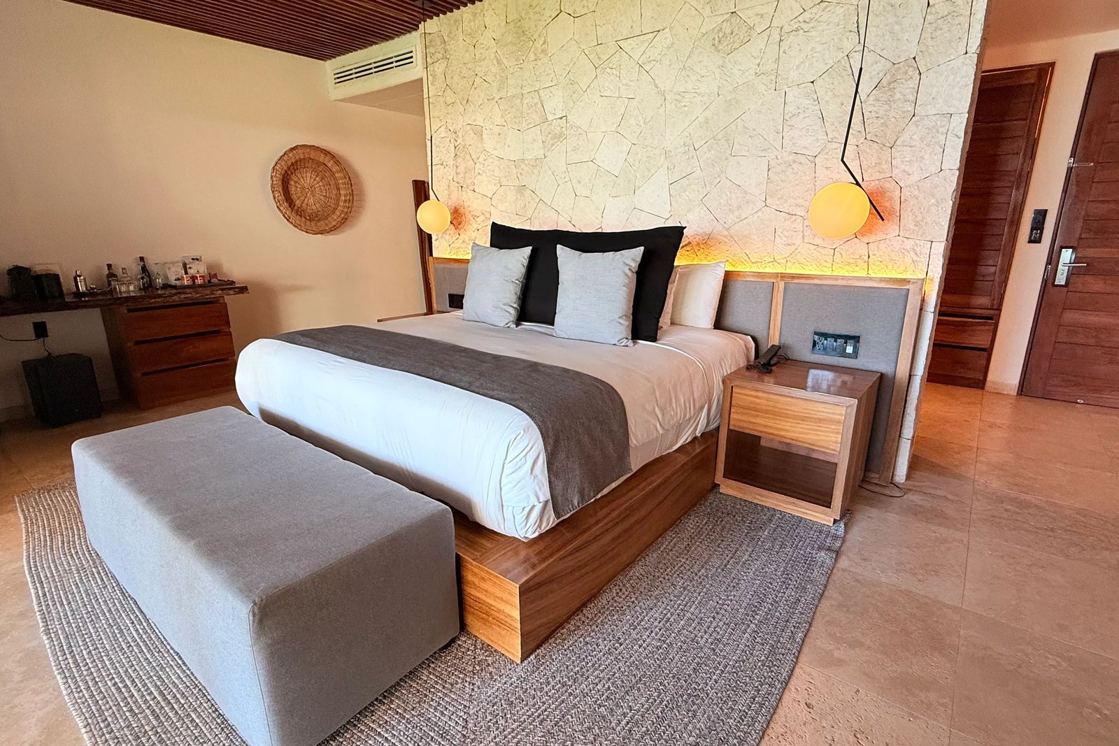 Copia-de-OceanfrontPalapa-1_11zon-scaled (1)_0000_11zon_IMG_0648