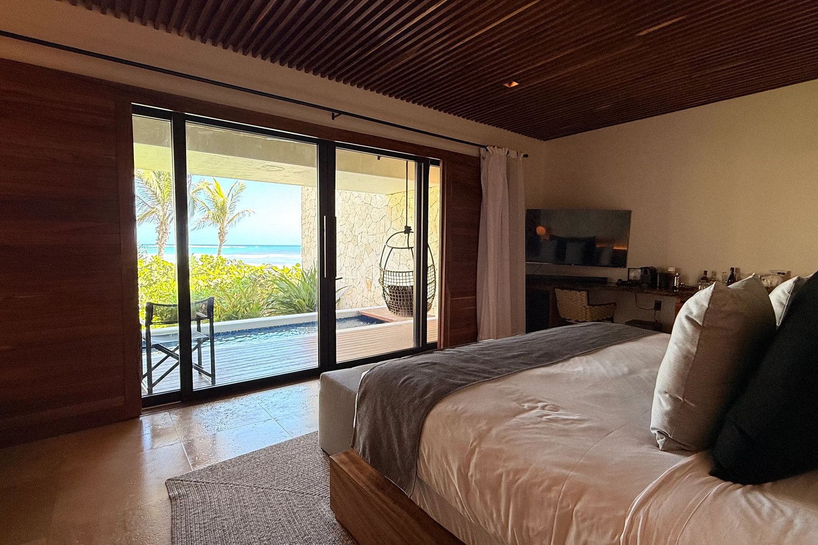 Copia-de-OceanfrontPalapa-1_11zon-scaled (1)_0004_11zon_IMG_0670