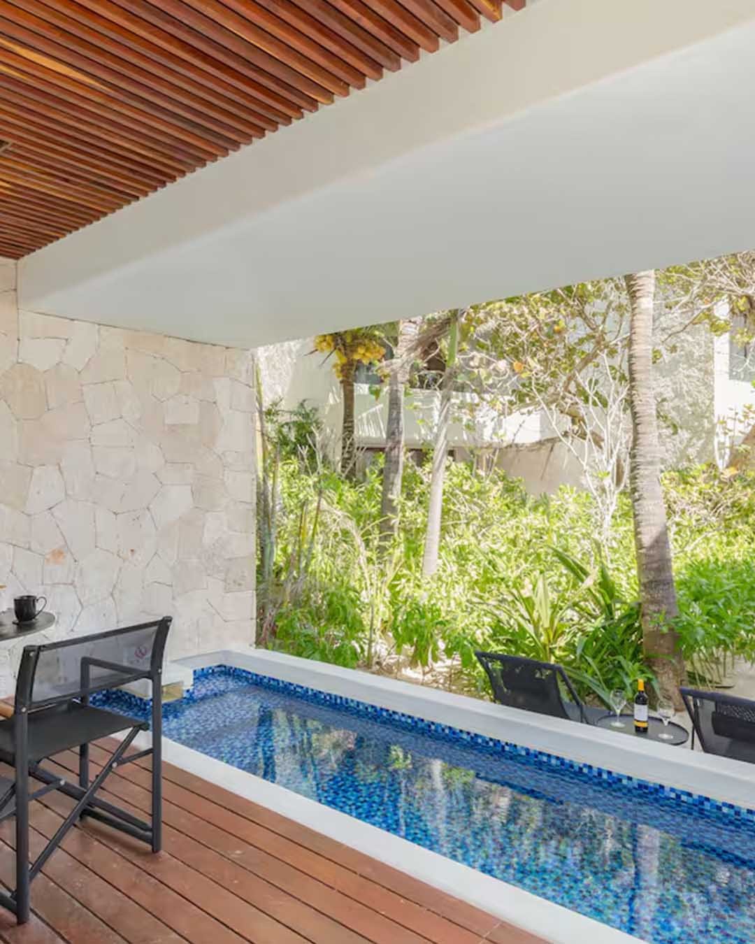 Galeria_0015_1309644_0007_Copia-de-OceanfrontPalapa-1_11zon-scaled-1_0002_209c6a7e