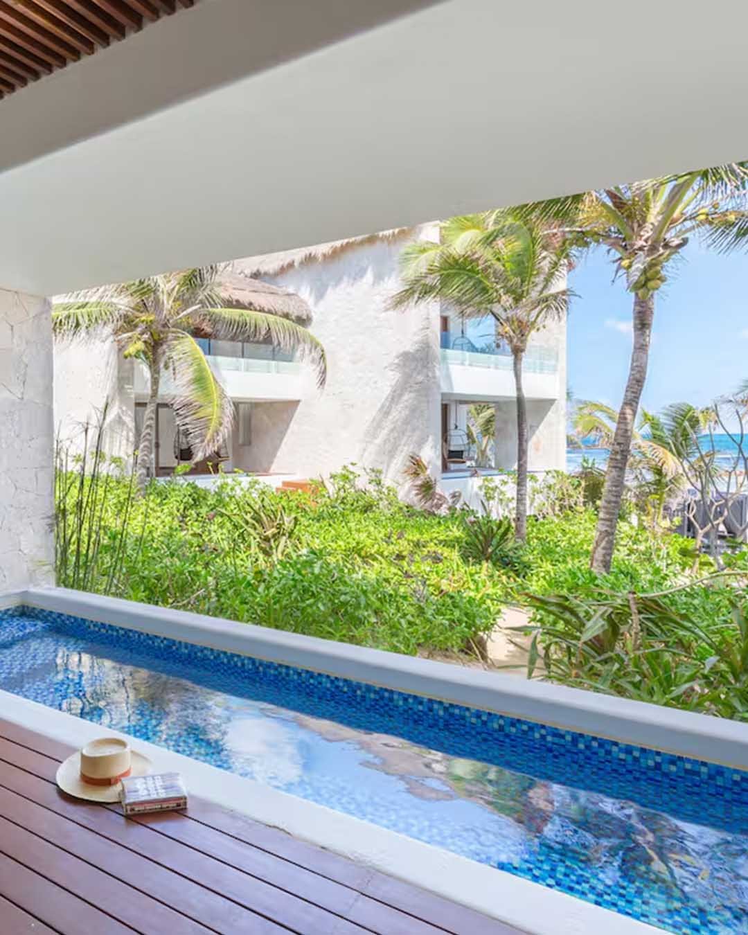 Galeria_0015_1309644_0007_Copia-de-OceanfrontPalapa-1_11zon-scaled-1_0006_4f41a31b