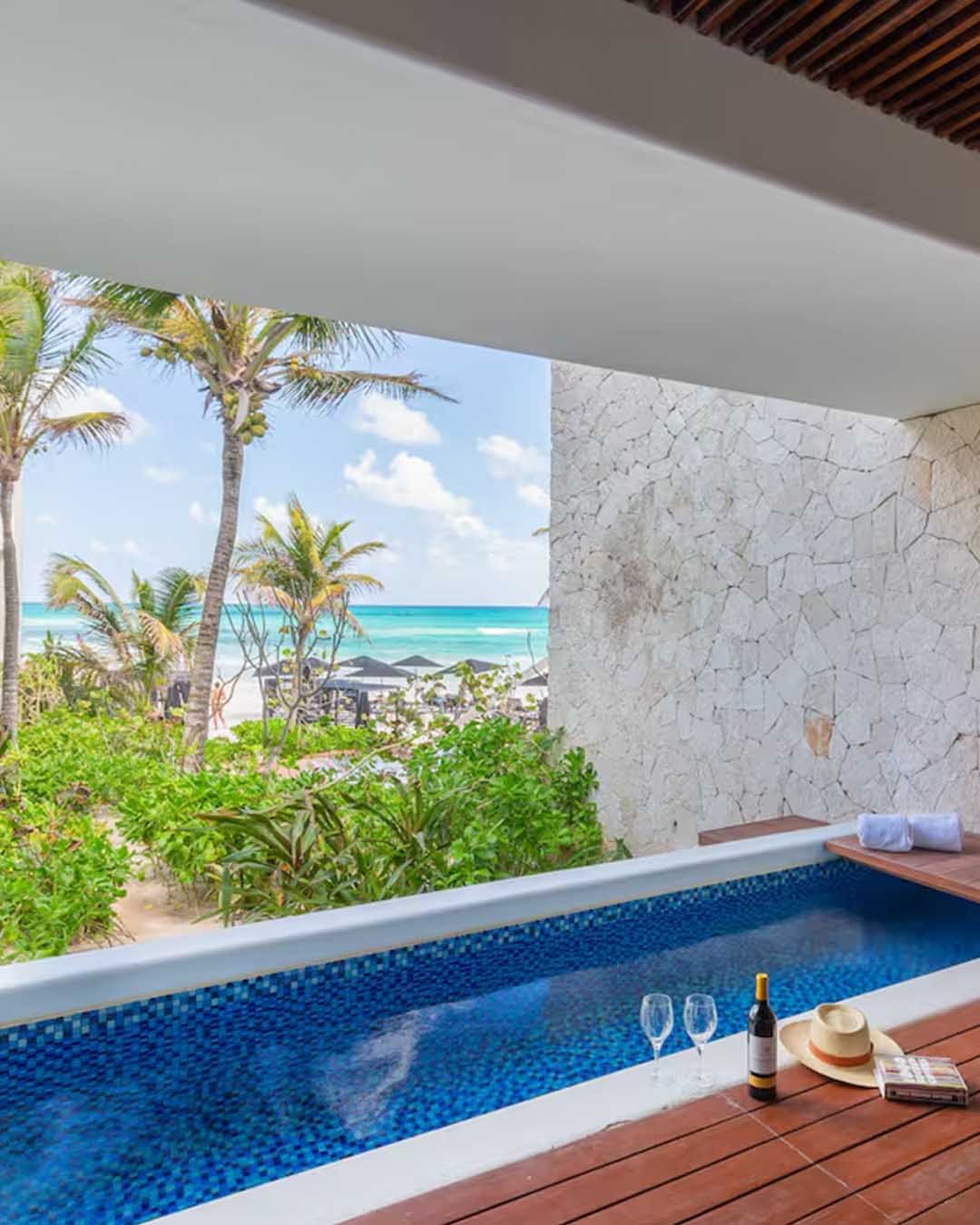 Galeria_0015_1309644_0007_Copia-de-OceanfrontPalapa-1_11zon-scaled-1_0012_abad2c04